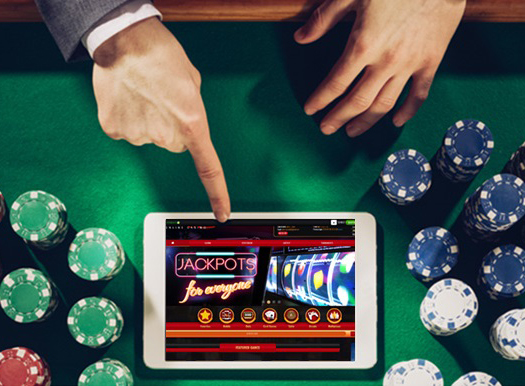 Experience the Thrills of Online UK Fortunica Casino -177575764